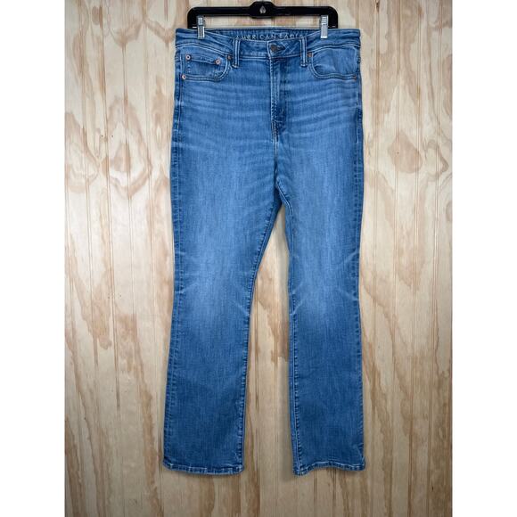 American Eagle AirFlex+ Slim Bootcut Jeans Men 33x30 Light Wash 5 pockets - Picture 3 of 8